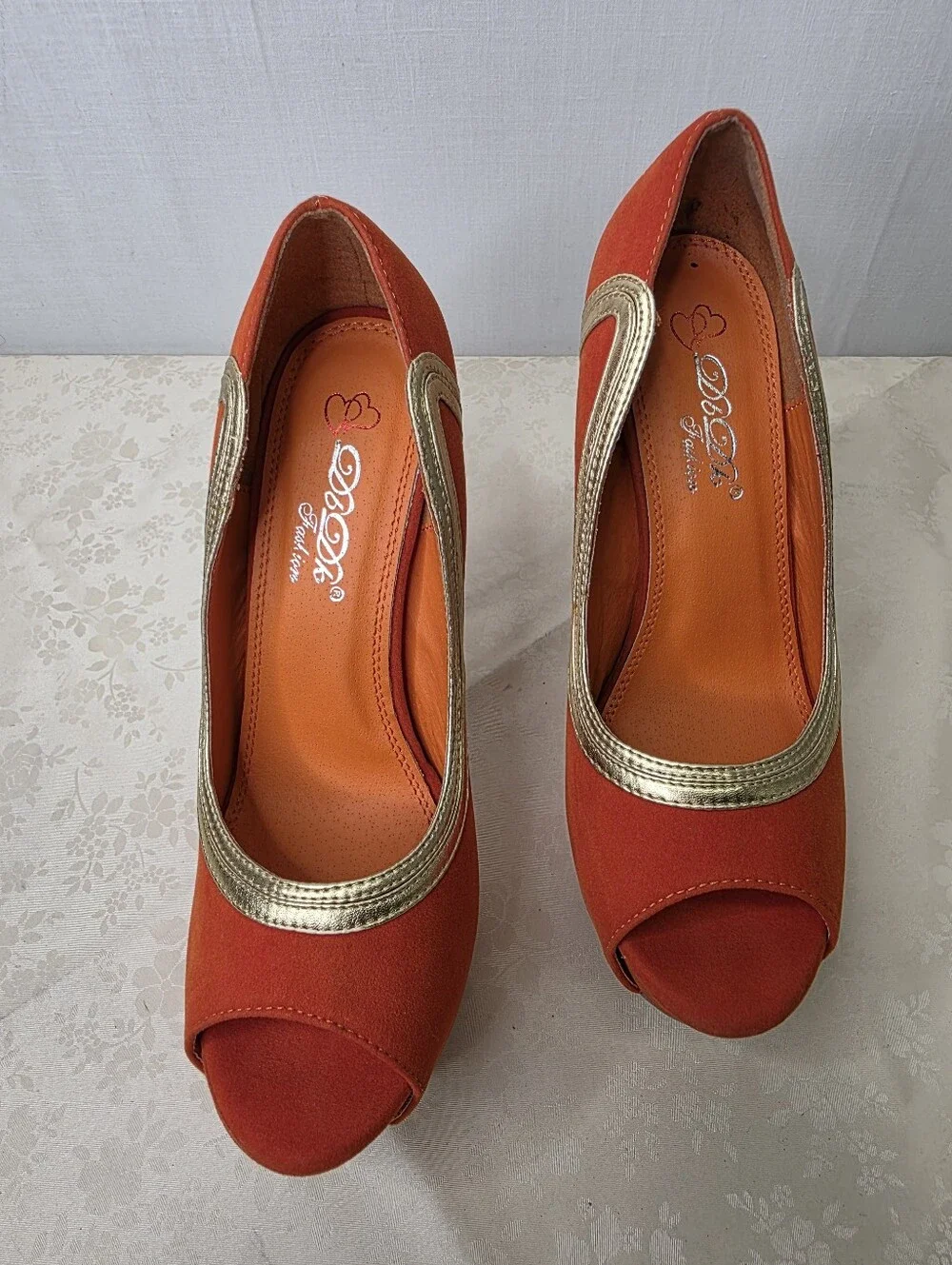 De Blossom Collection Sylvia-2 Orange Faux Suede Peep Toe Platform Heels 7.5